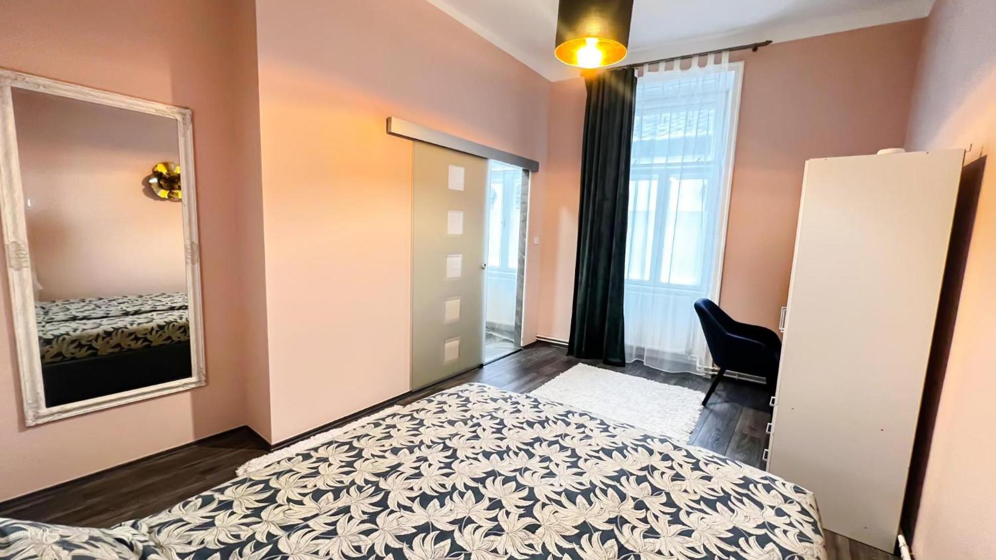 Flamingo Rezidencia Apartman Erlau Exterior foto